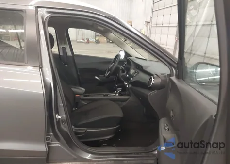 2024 Nissan Kicks Sv Xtronic Cvt z USA, uszkodzony, nr VIN 3N1CP5CV9RL527034